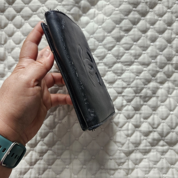 Elegant Black Leather Wallet - Picture 6 of 10